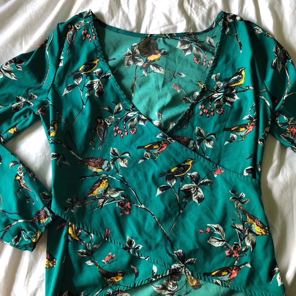Harpa faux wrap blouse with bird print size Medium